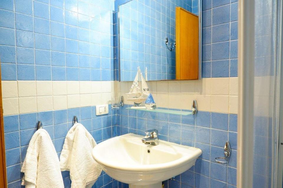 Appartement La Casa Di Antonia à Ischia Extérieur photo
